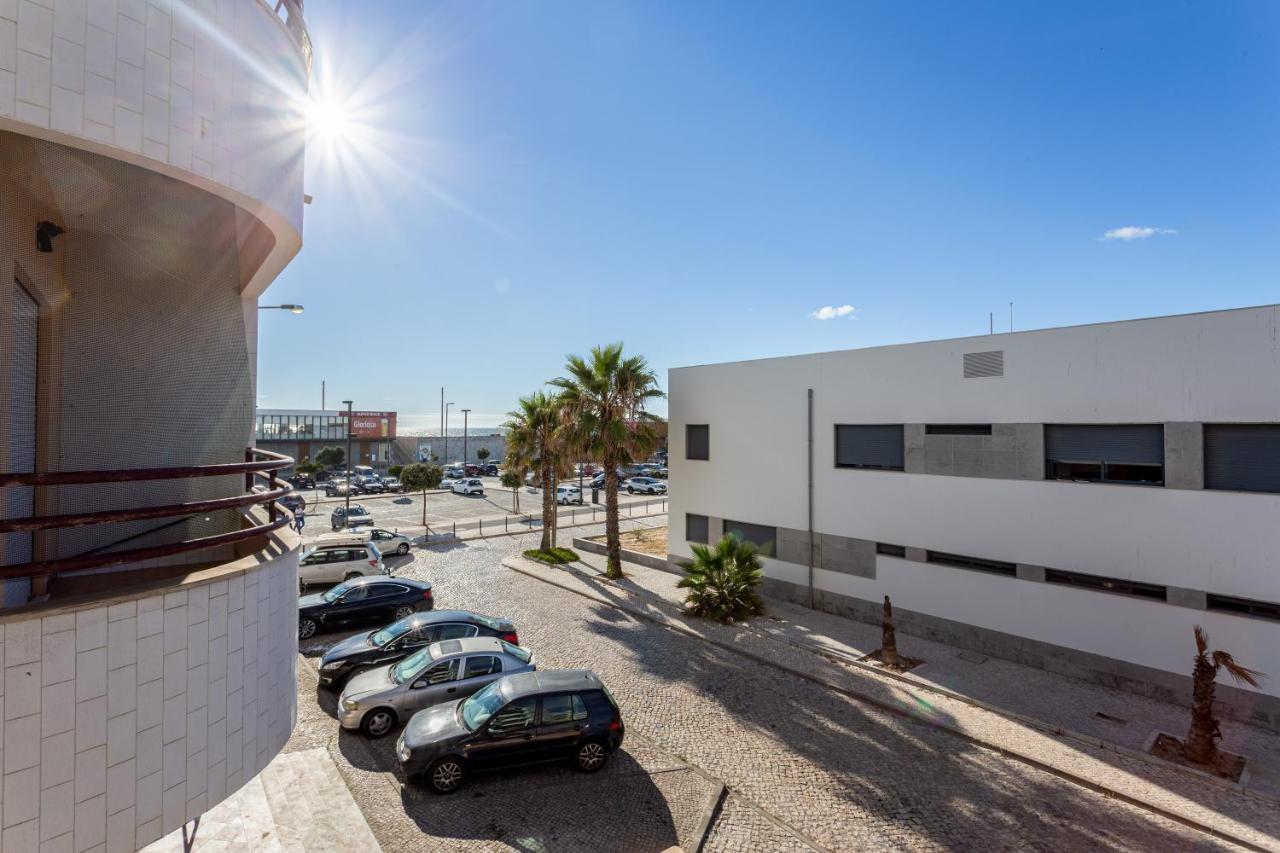 Joivy Deluxe Apt With Terrace In Costa Da Caprica Costa de Caparica Exteriör bild